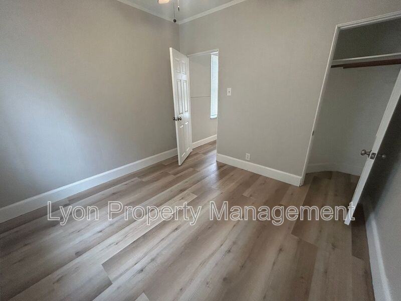 415 Main St #4 - Photo 5 of 11