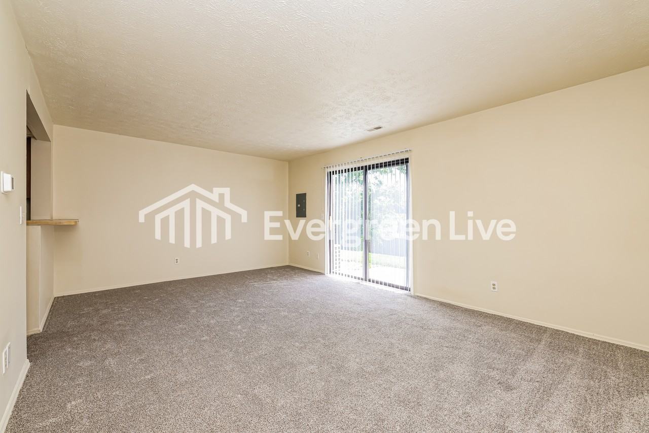 9722 Nettleton Park - Photo 3 of 15