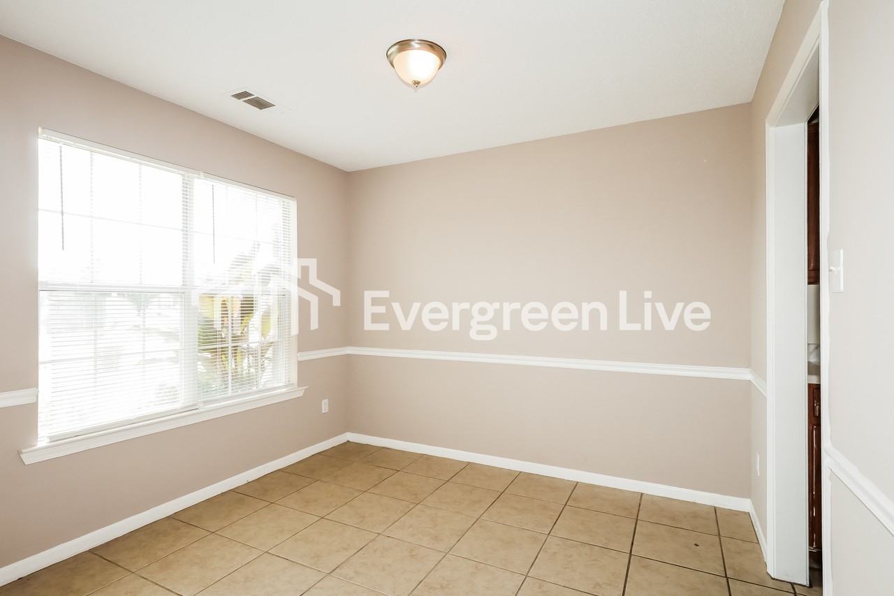 3915 Old Brownsville Rd - Photo 4 of 15