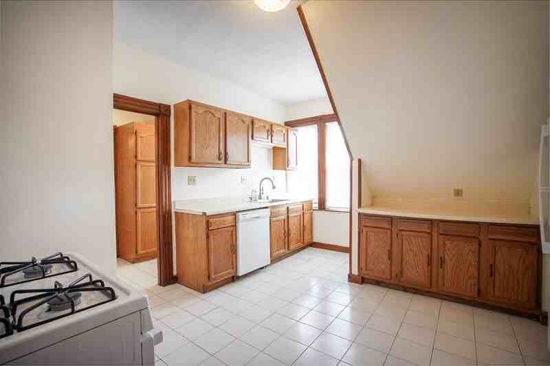 74 Crystal Ave #3rdFL - Photo 2 of 19