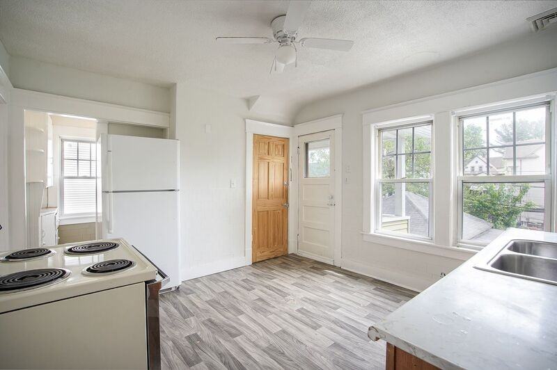 25 Virginia St #27 - Photo 4 of 20
