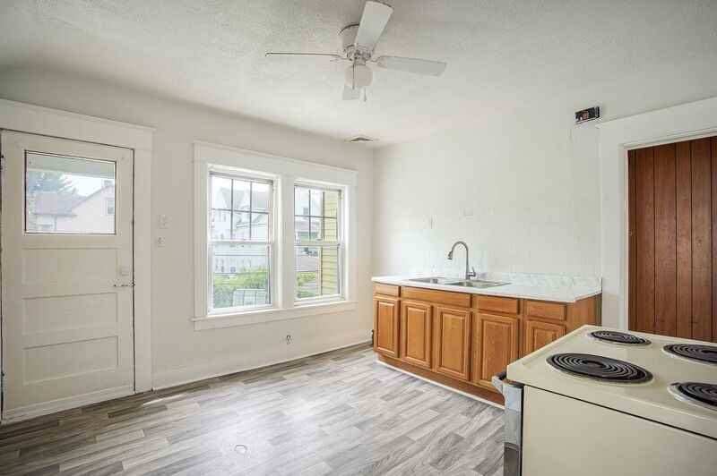 25 Virginia St #27 - Photo 5 of 20