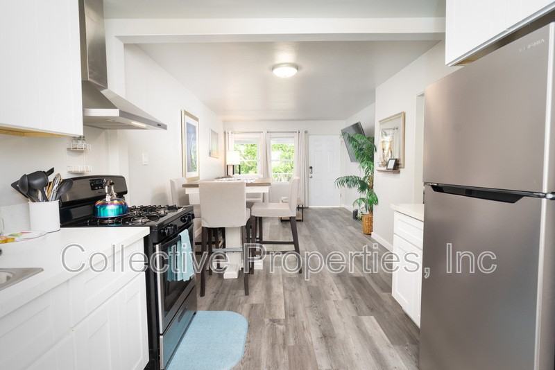 3124 Canon St - Photo 2 of 10