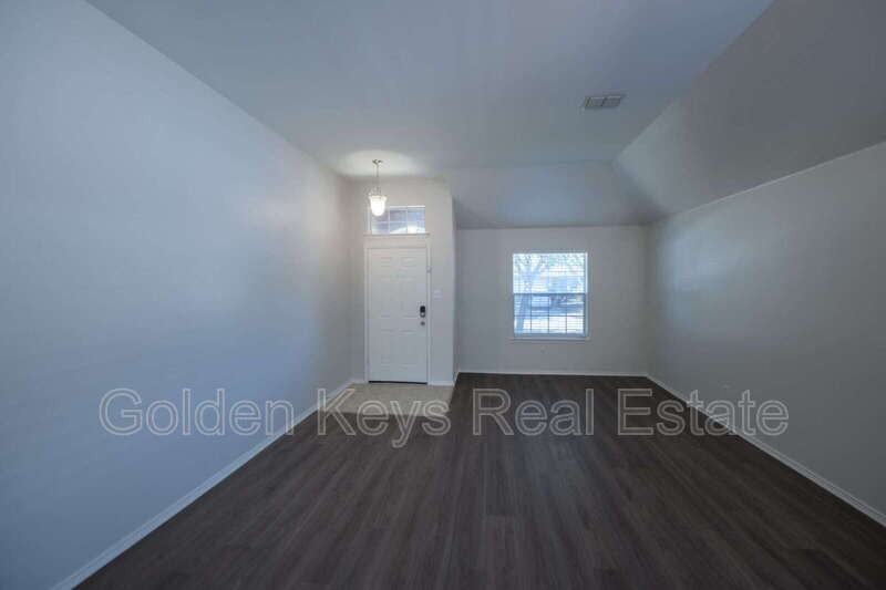 672 S Heights Dr - Photo 7 of 33