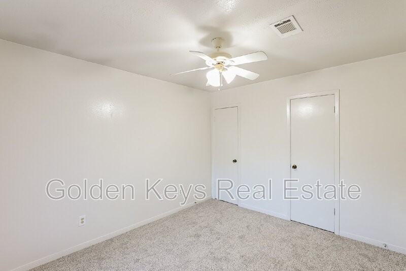 709 San Benito Dr - Photo 7 of 12