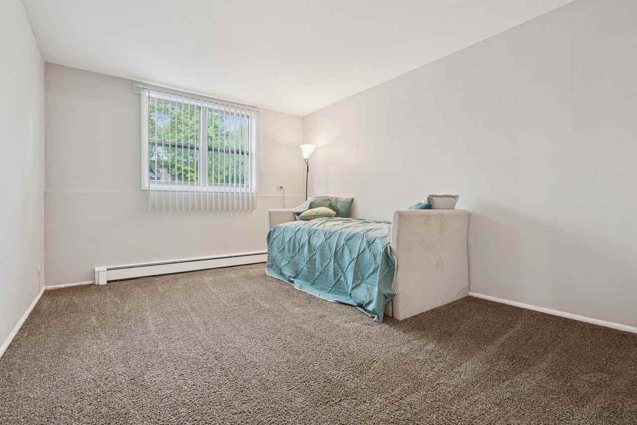 Linden Park Apartments - Photo 4 of 50