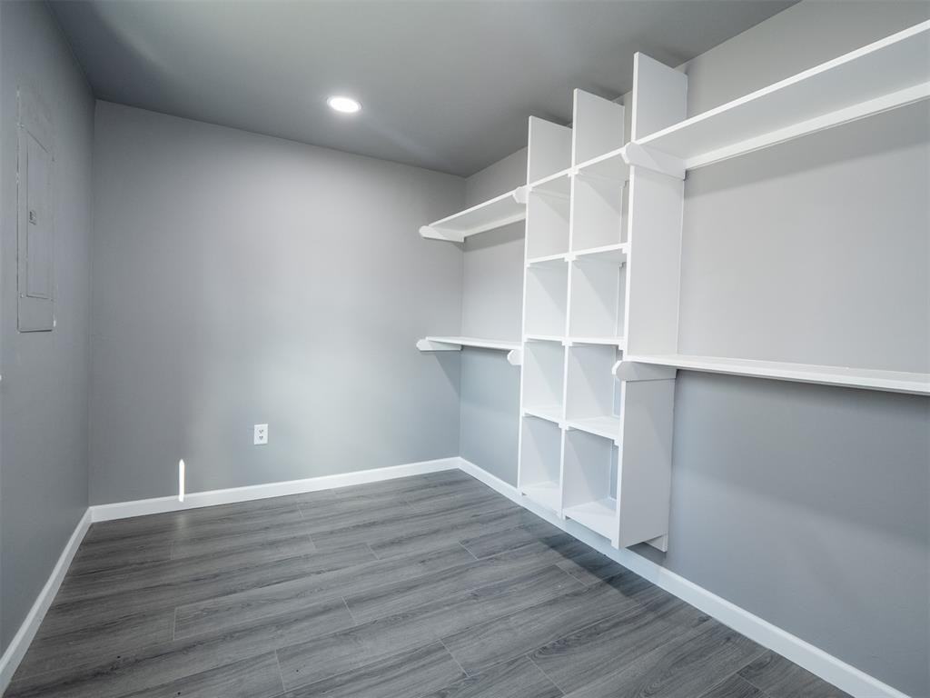 628 S Philadelphia Ave - Photo 4 of 7