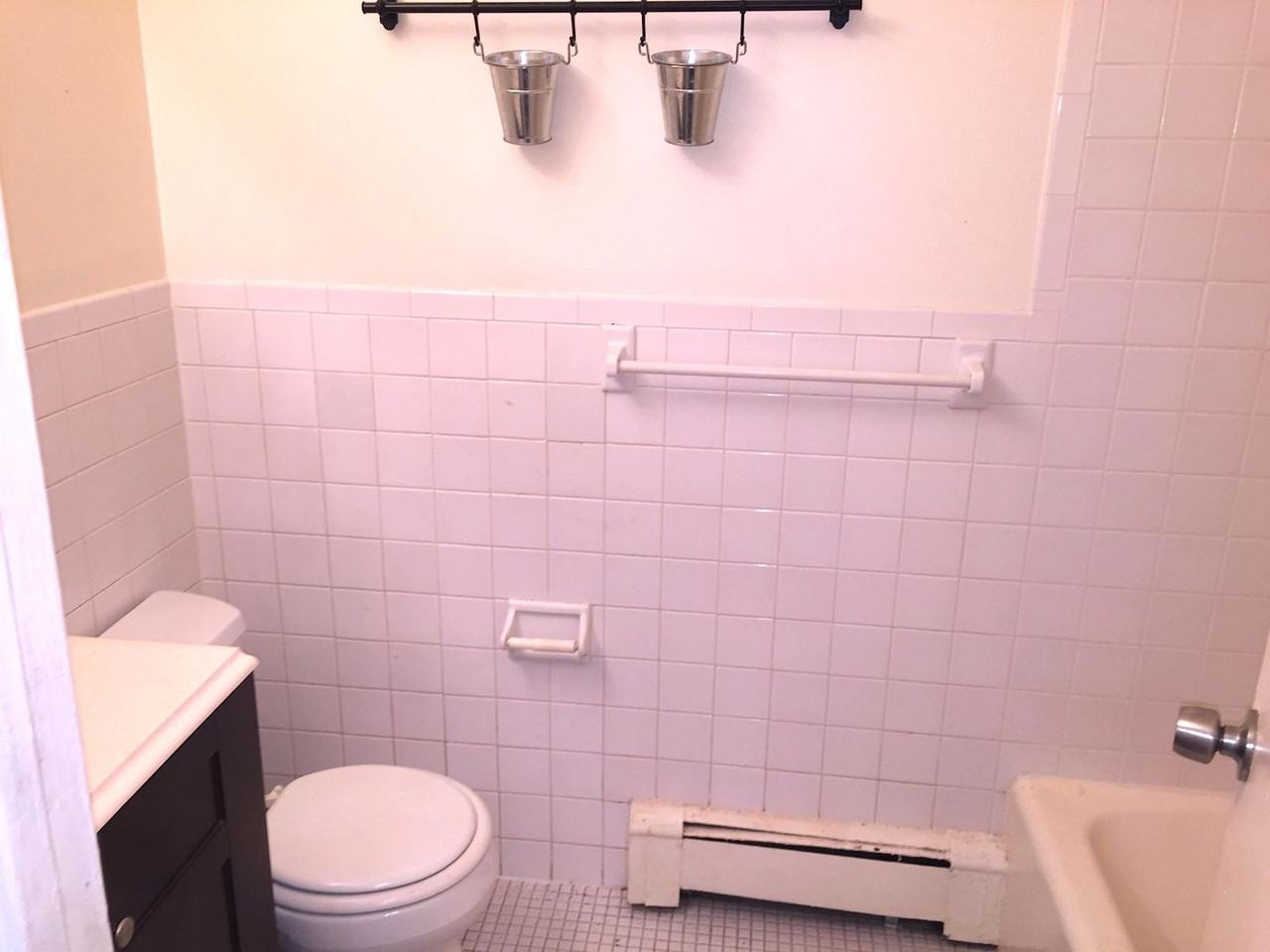 407 7th Ave - Photo 7 of 8