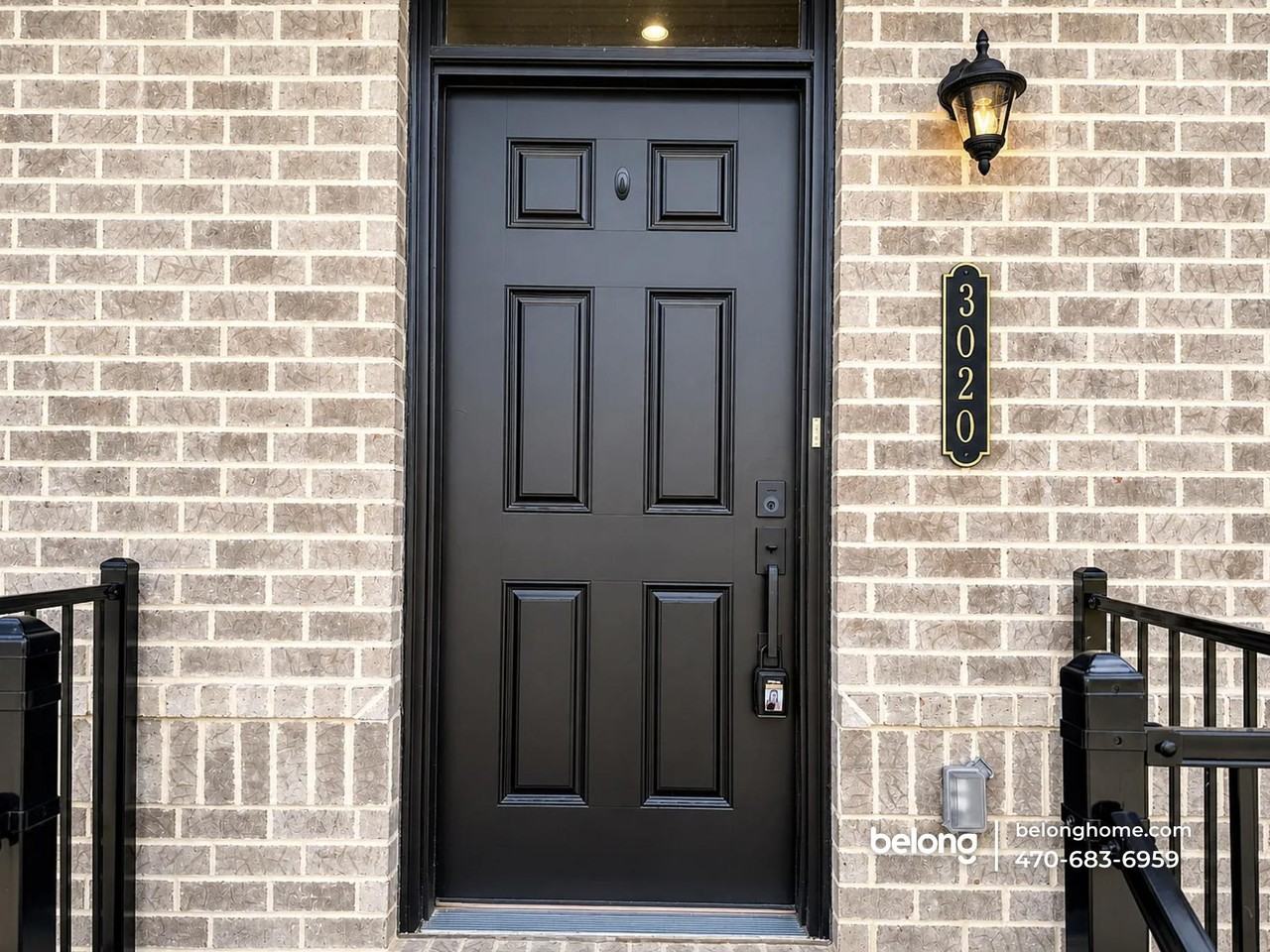 3020 Zuma St - Photo 2 of 22