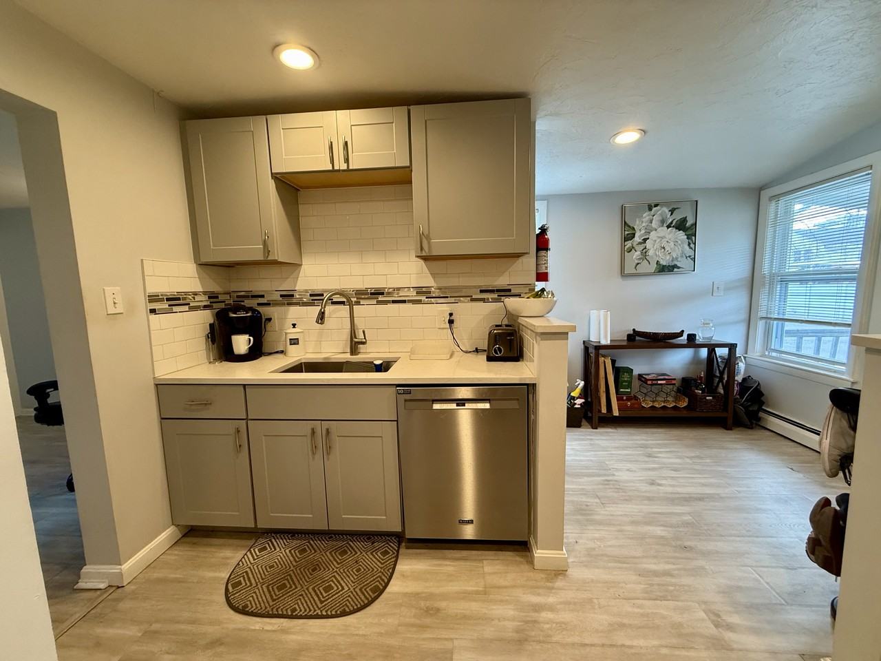 19 Clinton St #A - Photo 2 of 17
