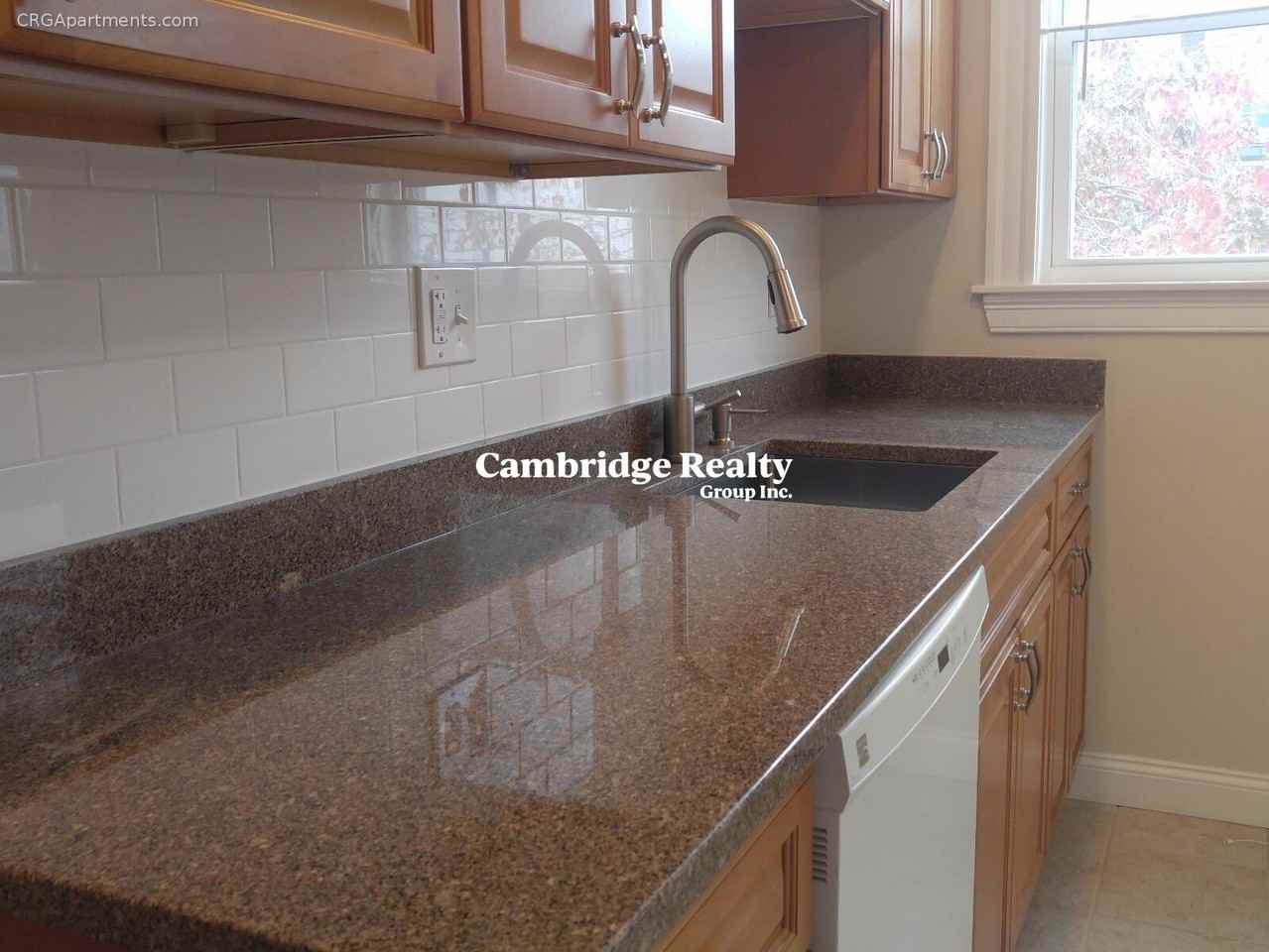 69 Newton St #2L - Photo 5 of 15