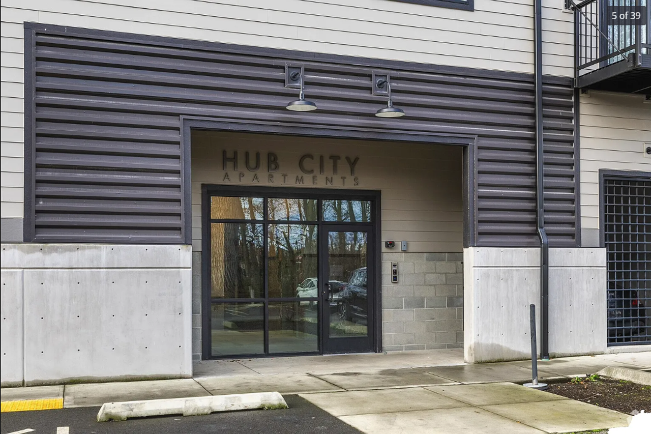 Hub City Apartments - Photo 2 of 17