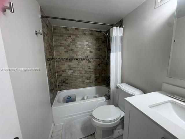615 Ne 12th Ave ##109 - Photo 4 of 10