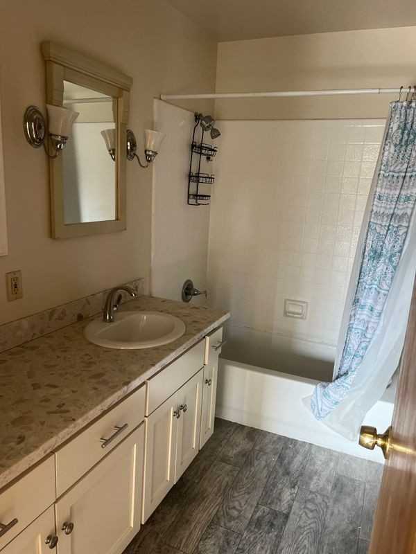 33 Atlas Ave - Photo 4 of 9