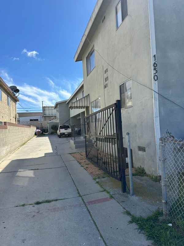 1650 W 209th St - Photo 6 of 6