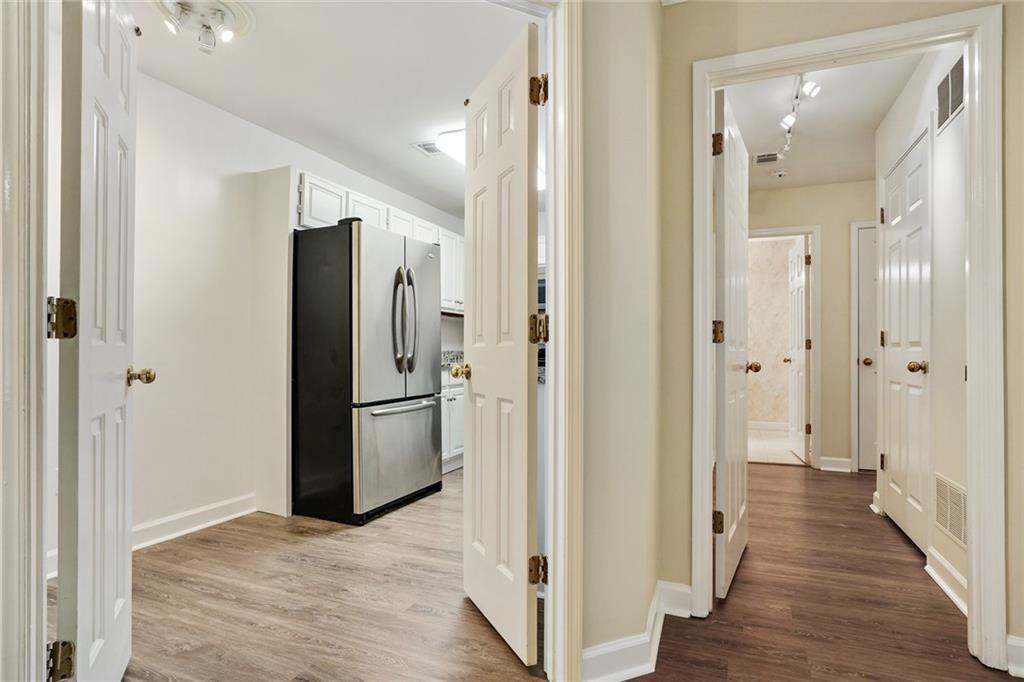 3203 Lenox Rd Ne ##6 - Photo 5 of 27