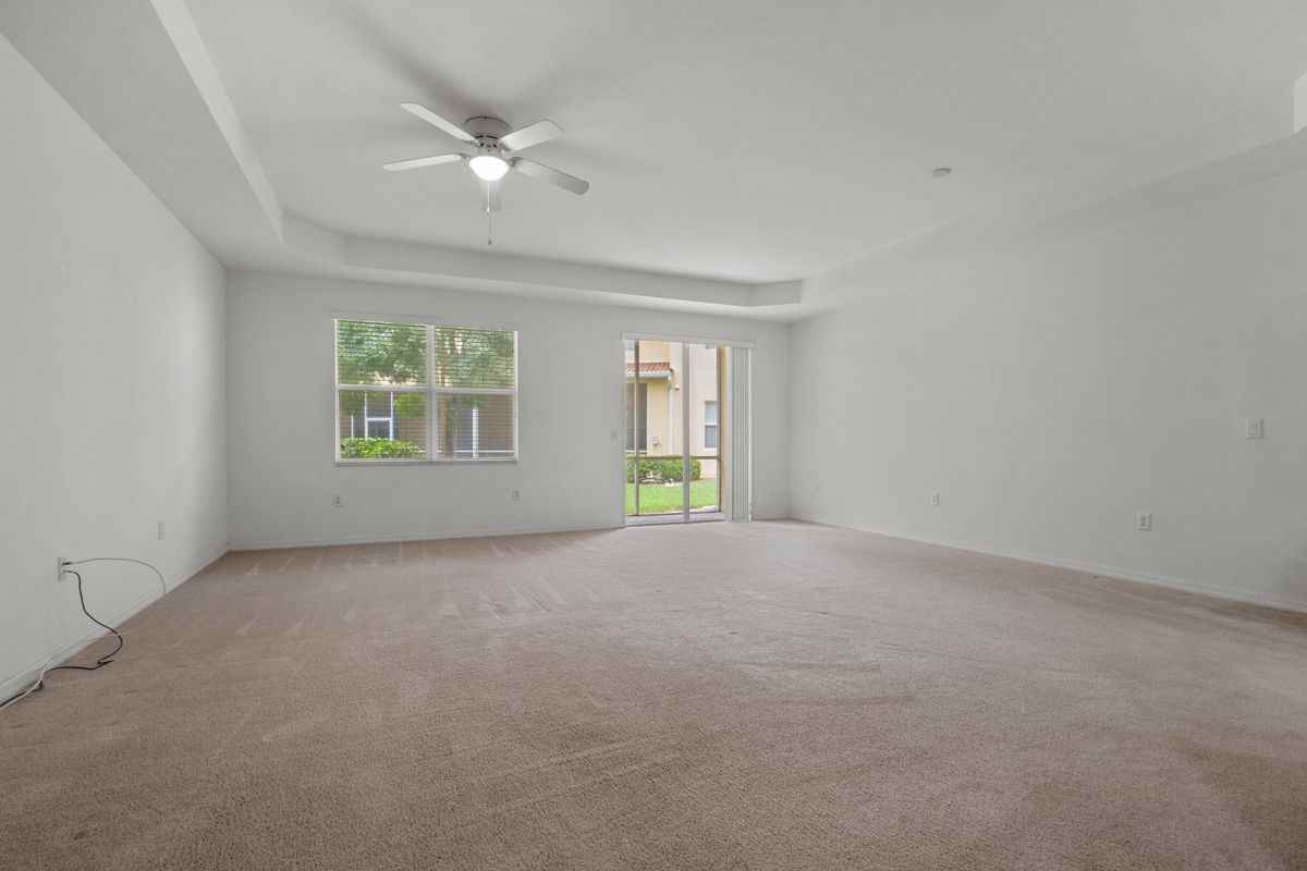 16217 Via Solera Cir ##105 - Photo 6 of 25