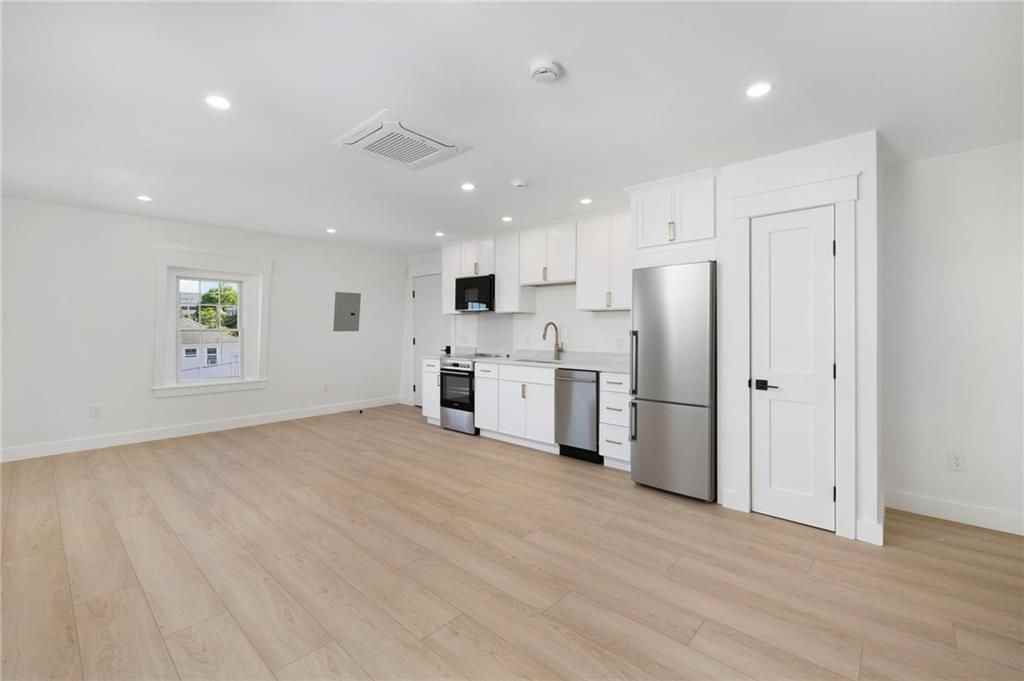 3 Melrose St - Photo 4 of 15