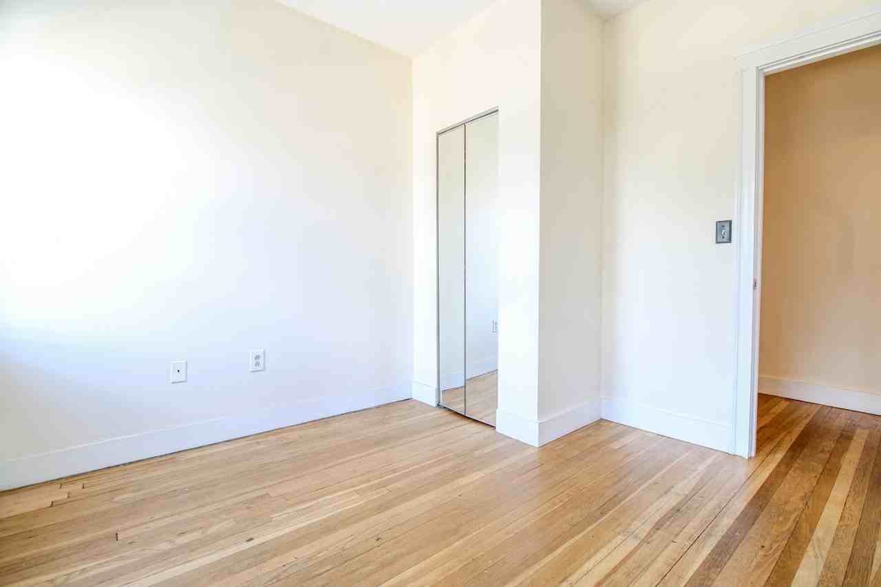 12 Ransom Rd #6 - Photo 5 of 8