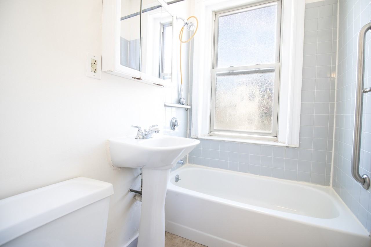 12 Ransom Rd #6 - Photo 6 of 8