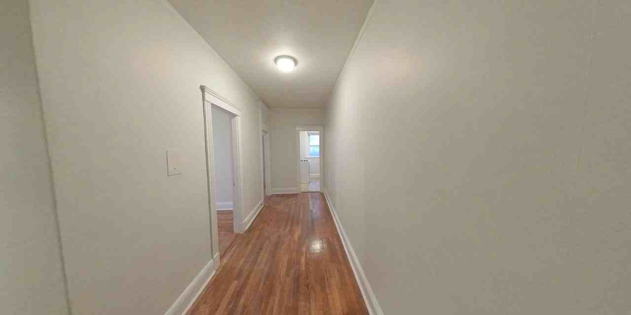 Commonwealth Ave #3P - Photo 6 of 11