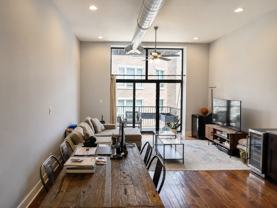 707 N Milwaukee Ave #3R - Photo 1 of 1