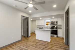 featured image of 1720 E Edison St