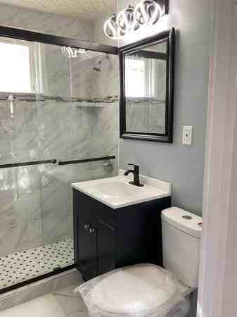 80 Sunnyside St ## 82 - Photo 4 of 8