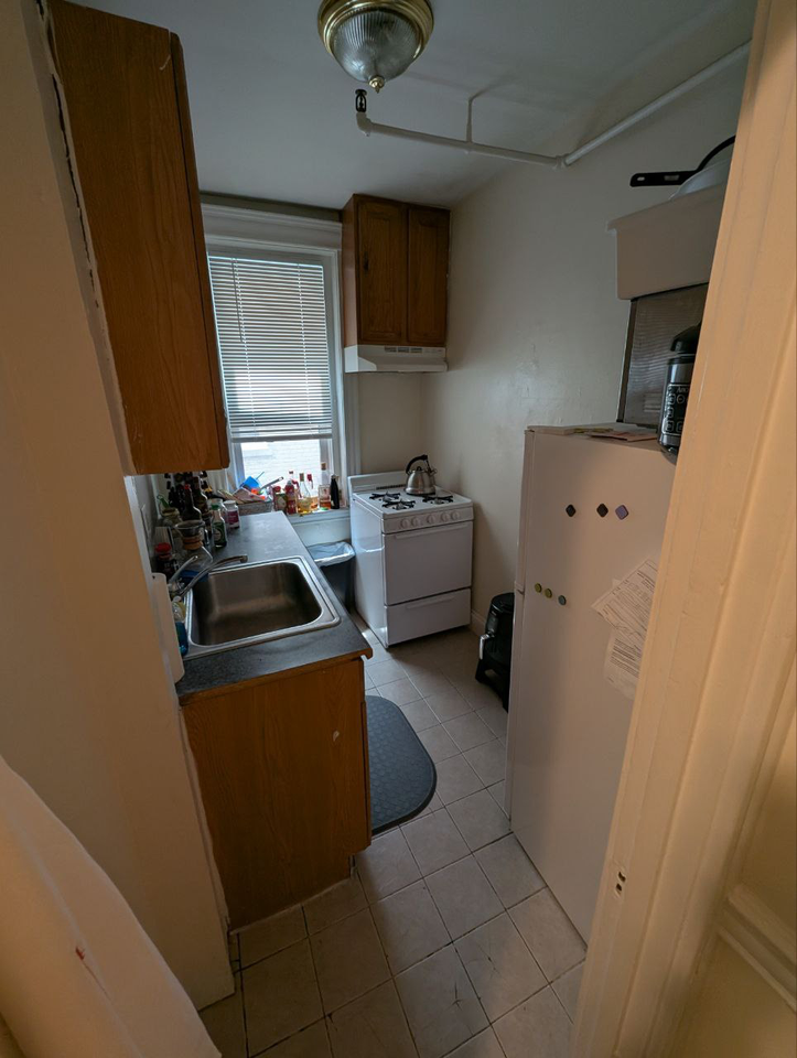 367 Riverway #5 - Photo 4 of 7
