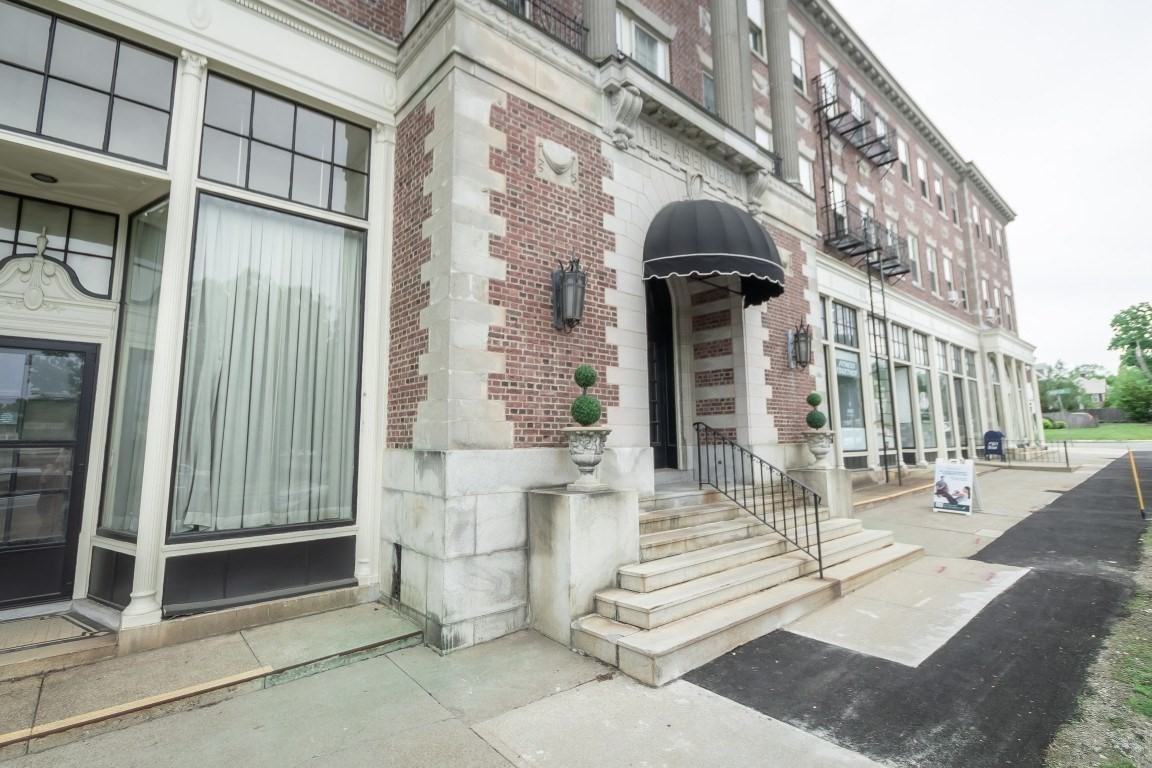 354 N Main St #213 - Photo 7 of 21