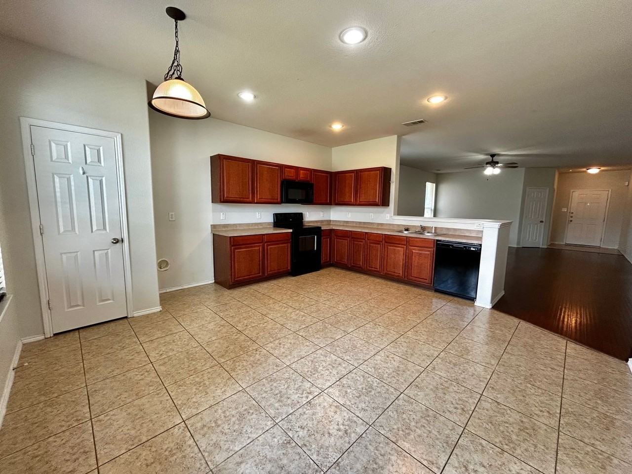 5837 Fantail Dr - Photo 6 of 19