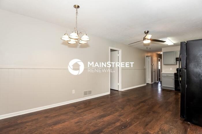 4022 S Shelby Ln - Photo 5 of 16