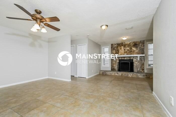 1110 Londonwood St - Photo 5 of 16