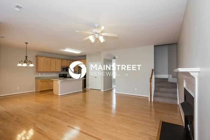 6104 The Meadows Ln - Photo 4 of 17
