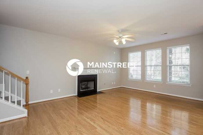 6104 The Meadows Ln - Photo 5 of 17