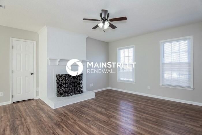 5533 Whistlewood Ln - Photo 5 of 17