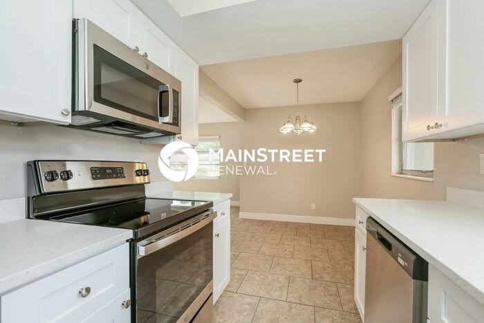 2231 Lotus Rd - Photo 7 of 16