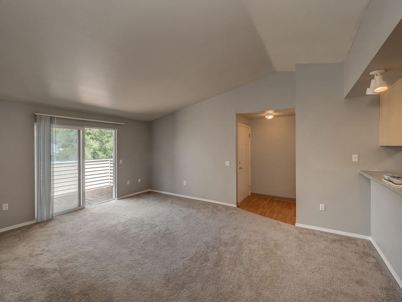 16916 Se Powell Blvd #6 - Photo 3 of 14