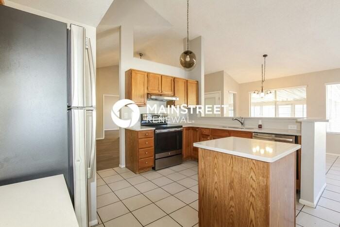 5514 W Joan De Arc Ave - Photo 6 of 16