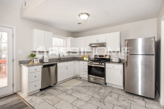 25 Nellie Brook Dr Sw - Photo 2 of 19