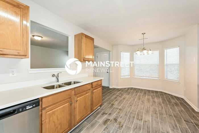 3075 Dogwood Ave - Photo 6 of 17