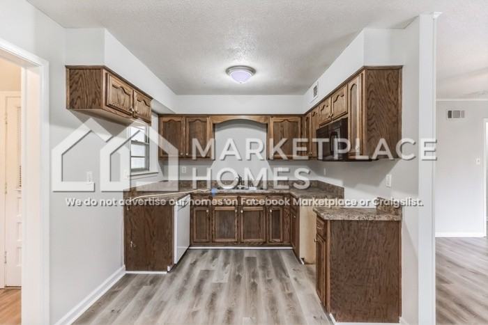 3902 Trufant Ave - Photo 5 of 18