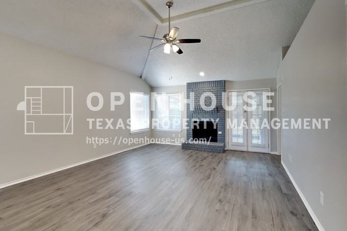 4207 Red Spruce Ln - Photo 5 of 19