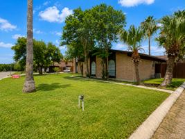 featured image of 1612 Sam Houston Dr #BB