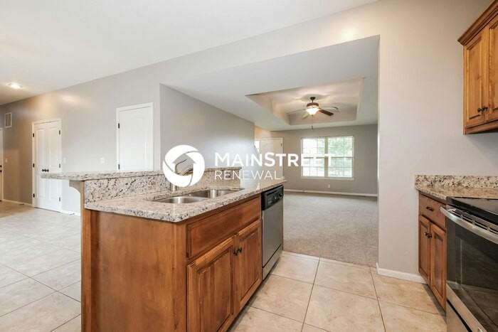 530 S Meadowbrook St - Photo 7 of 19