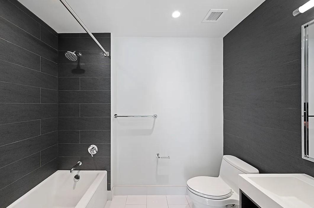 551 10th Ave #39M - Photo 7 of 18