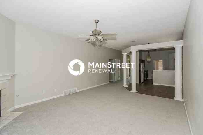 9054 Gracie Ln - Photo 4 of 15