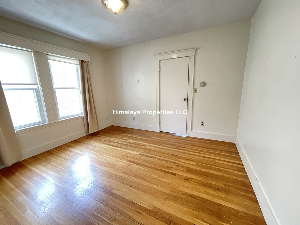 14 Allen St #2 - Photo 6 of 16