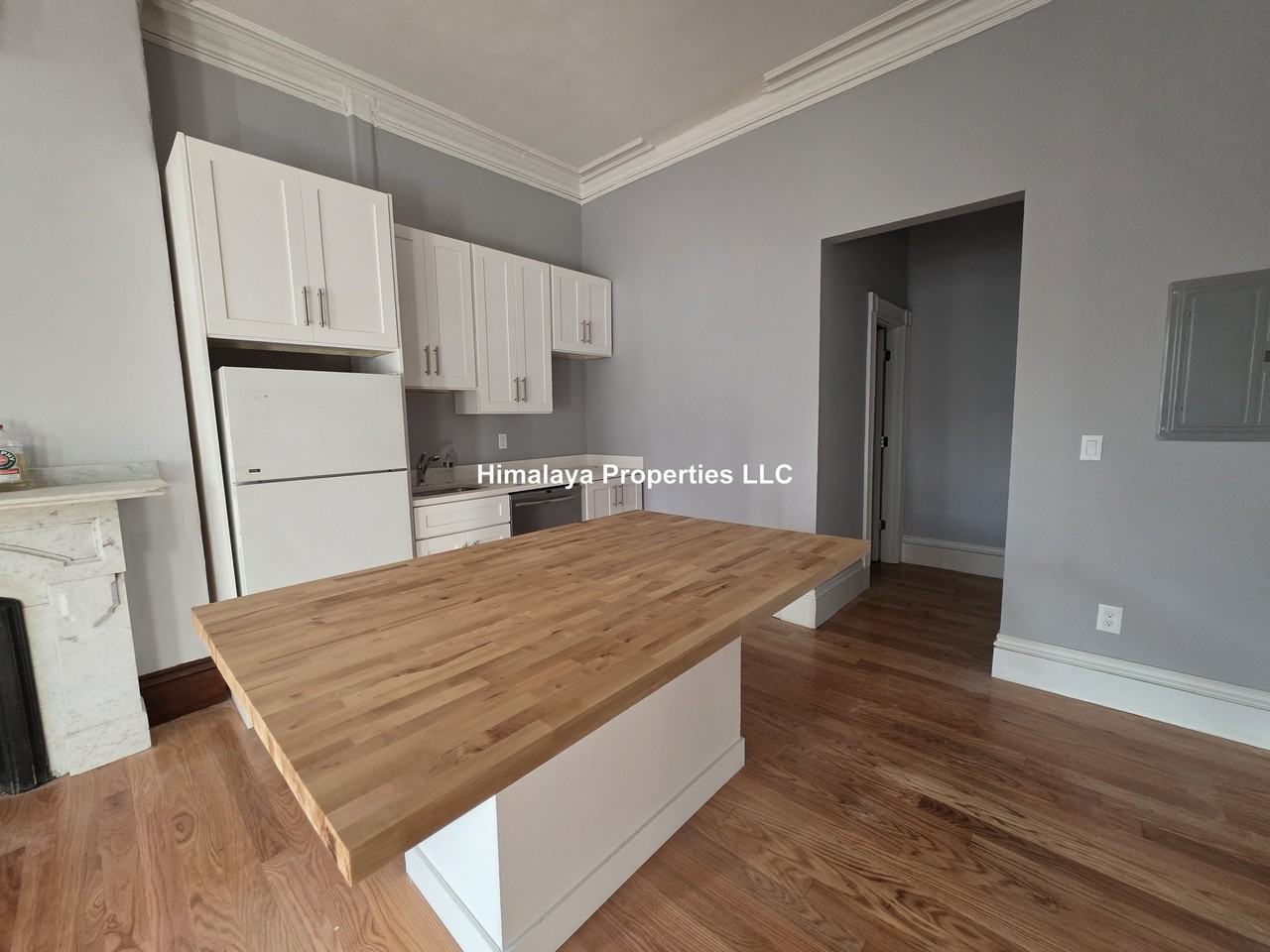 98 Mount Pleasant Ave #A1 - Photo 2 of 6