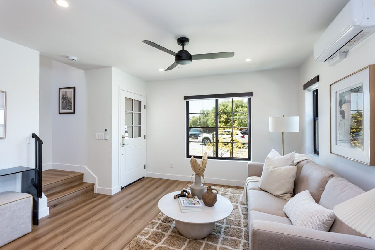 2610 Juan St #1 - Photo 3 of 48